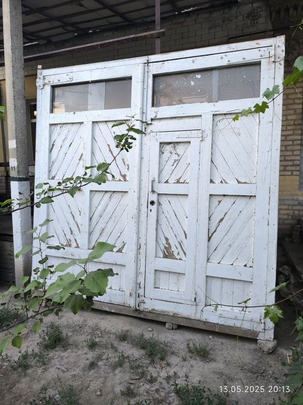 Дарвоза сотилади Дарвоза сотилади