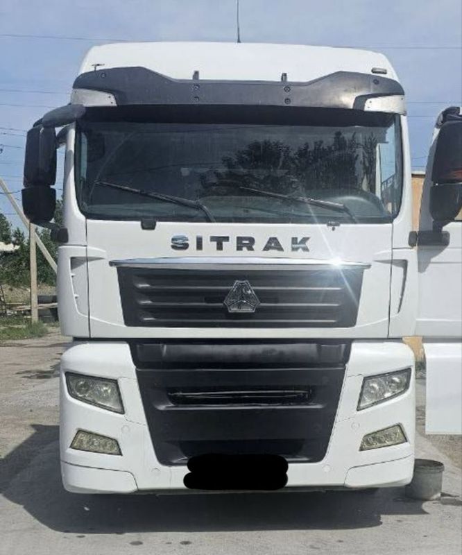 HOWO Sitrak газлик тягач сотилади HOWO Sitrak газлик тягач сотилади