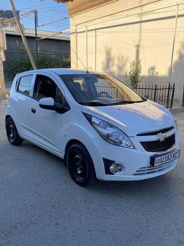 Spark sotiladi ideal holatda