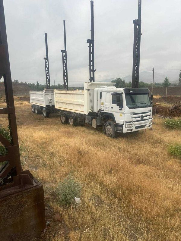 Автосамосвал Sinotruk HOWO Автосамосвал Sinotruk HOWO