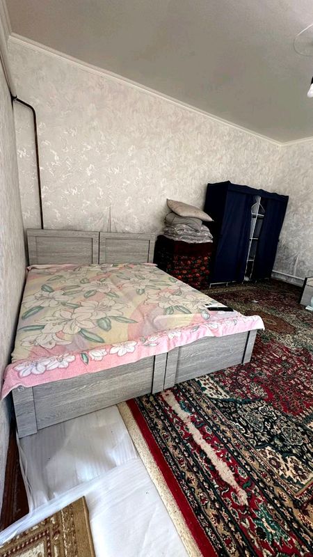Mirobod tumadifa Oybek metrosi yonida kvartira bor