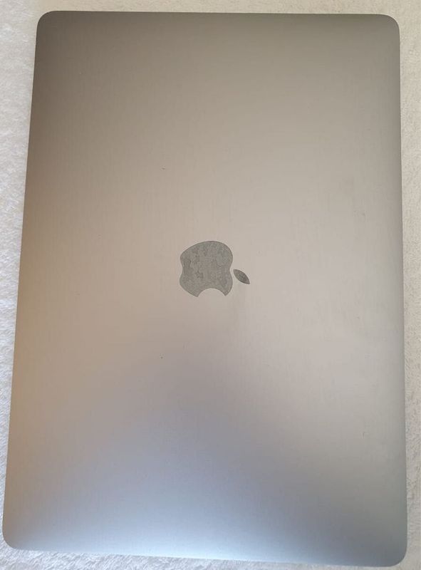 Обменяю свой б/у MacBook на новый с доплатой Обменяю свой б/у MacBook на новый с доплатой