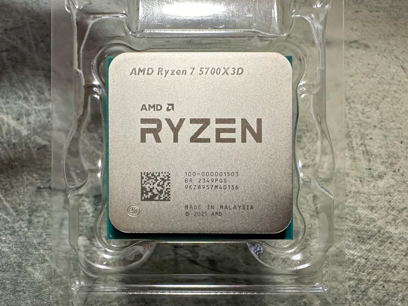 Комплект Ryzen7 5700x3D B450 16gb ddr4 Комплект Ryzen7 5700x3D B450 16gb ddr4