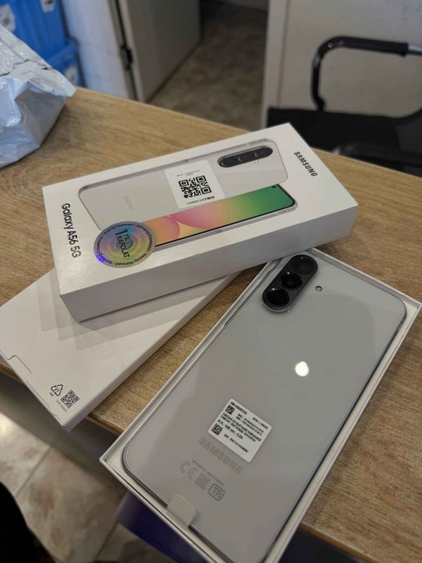 Samsung galaxy A56 256gb white новый састаяние 2025год