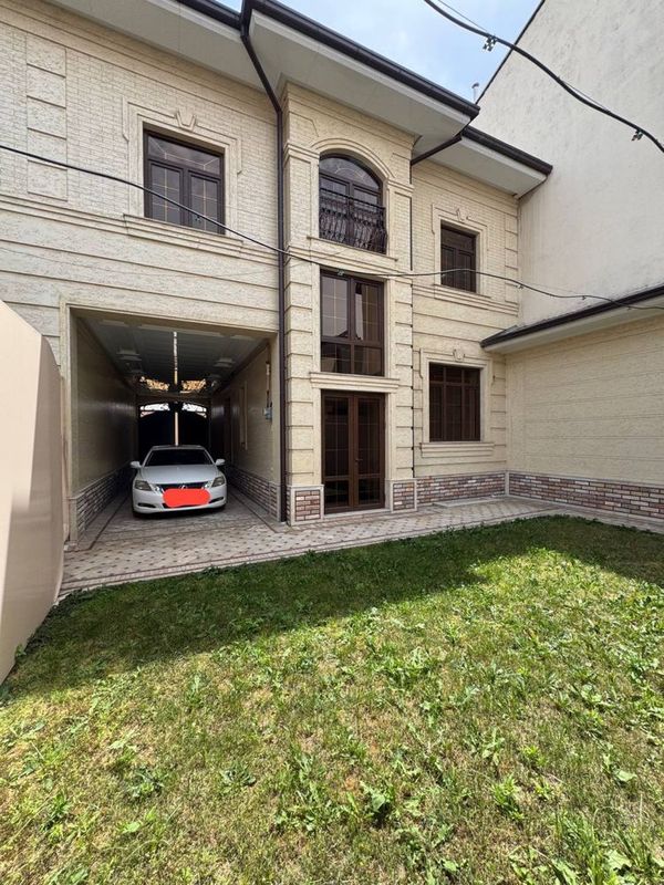 Участок 2,5 сотки с 3-уровневым домом 220 м² в районе Алмазар!’ Участок 2,5 сотки с 3-уровневым домом 220 м² в районе Алмазар!’