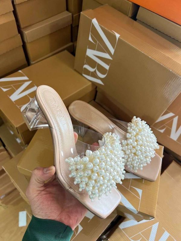 Tufli 440.000 Tufli 440.000