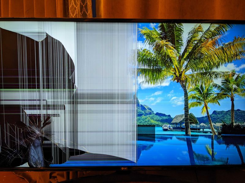 Продаётся телевизор на запчасти : LG 49UK6450 Продаётся телевизор на запчасти : LG 49UK6450