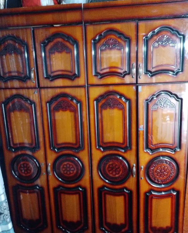 shqaf sotiladi narxi 600 shqaf sotiladi narxi 600