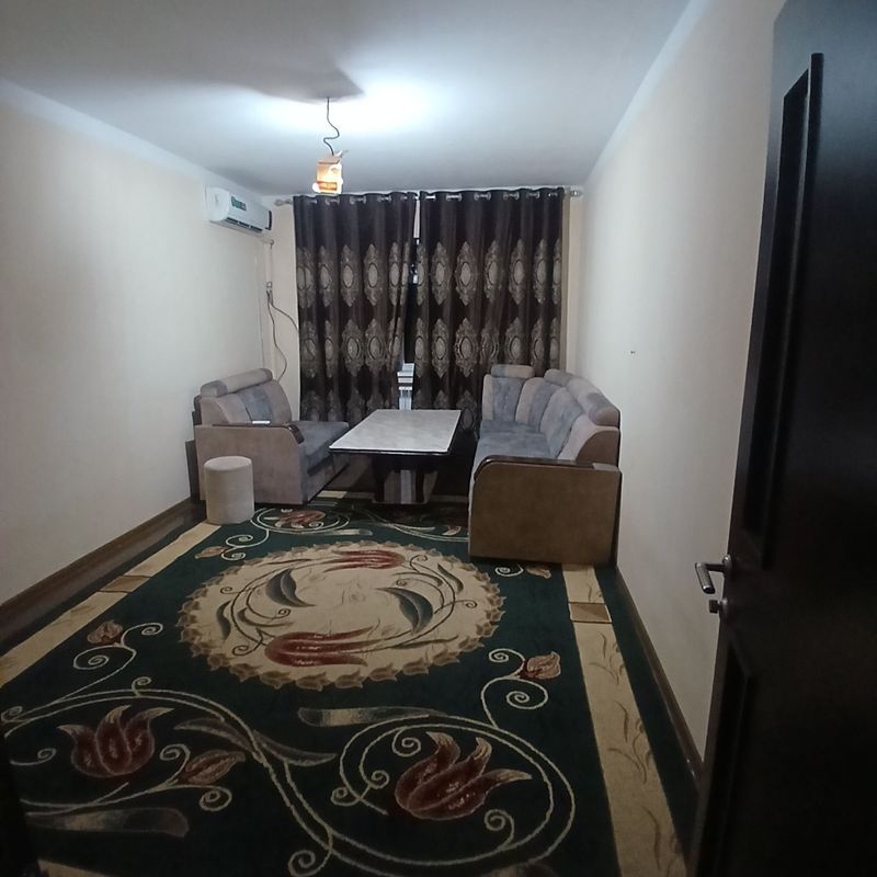 IJARAGA 3 XONALIK 1 QAVATDA UY ,uy faqat oilaga beriladi .yashil bozo IJARAGA 3 XONALIK 1 QAVATDA UY ,uy faqat oilaga beriladi .yashil bozo