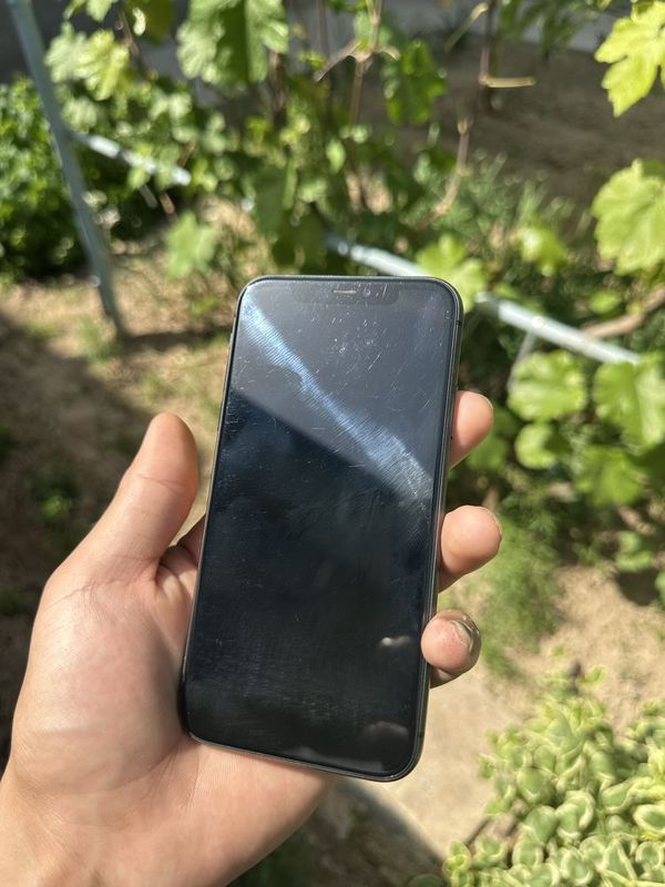 iphone 11 64/gb iphone 11 64/gb