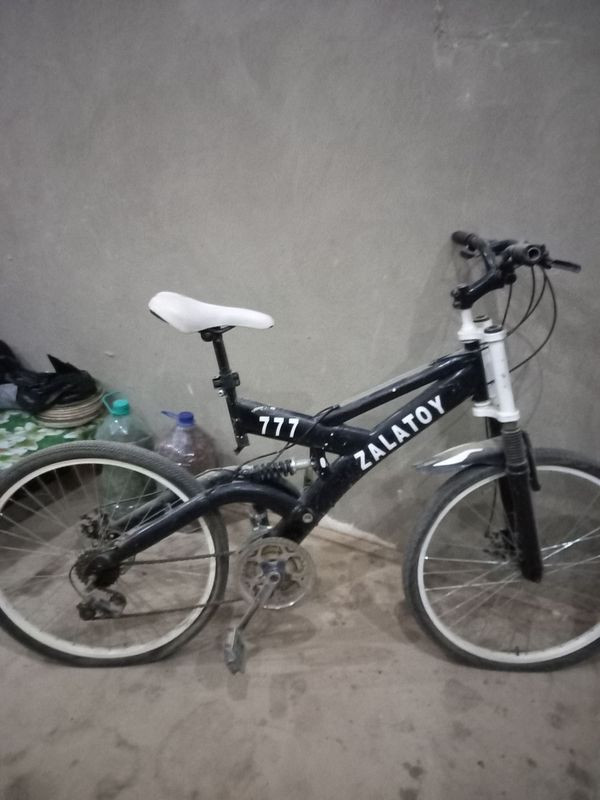 Velosiped narxi 500 ming faqat yotgan kamir quyish kirak