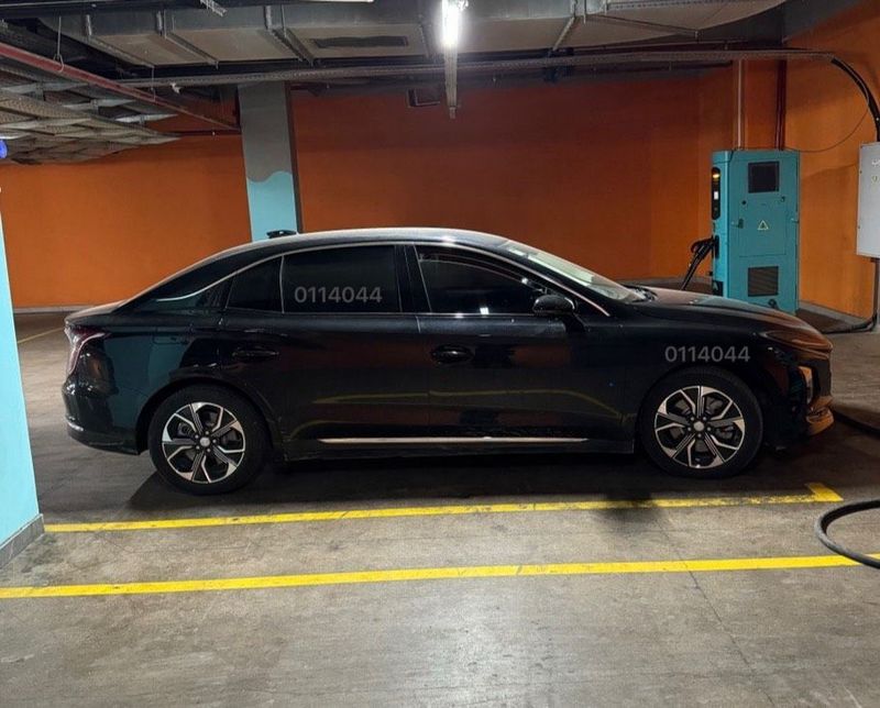 Hongqi eq5,honji,eq5,honchi,хонжи ек5,хонжи Hongqi eq5,honji,eq5,honchi,хонжи ек5,хонжи