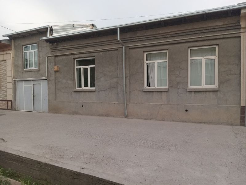 Ховли+ йер общий 8 соток сотилади Ховли+ йер общий 8 соток сотилади