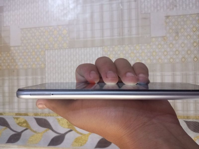 Redmi 10 kafolati bor CROCHNO. Redmi 10 kafolati bor CROCHNO.