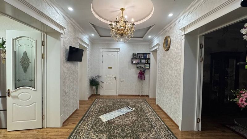 Продаётся квартира новостройка 115кв 1 этаж+парковка