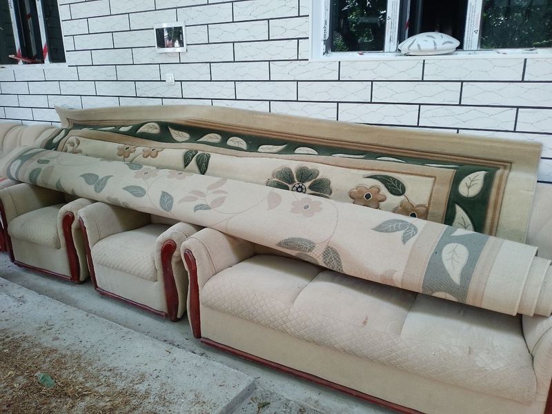 Ковёр толстый 4*5 . Состояние очень хорошее Ковёр толстый 4*5 . Состояние очень хорошее