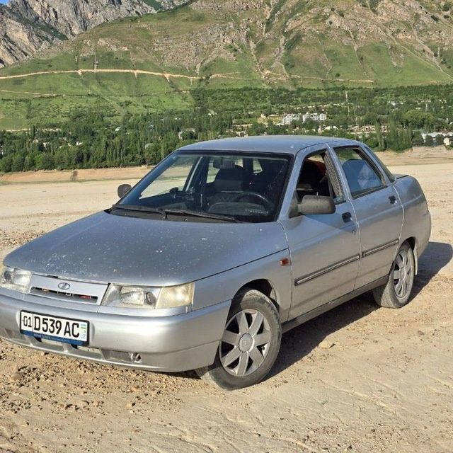 Продам автомобиль ваз2110 Продам автомобиль ваз2110