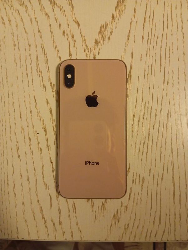 Iphone xs gold 64 Iphone xs gold 64