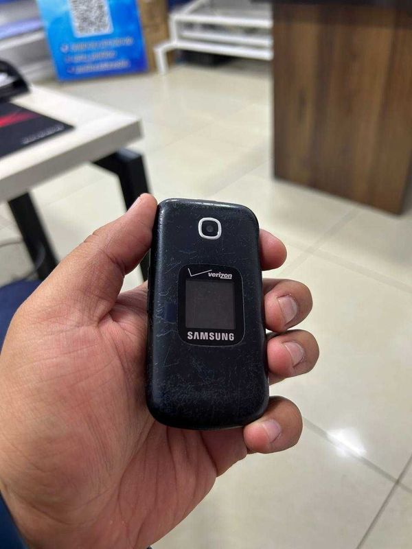 Samsung Gusto 3 сотилади 5353 номери бн. Samsung Gusto 3 сотилади 5353 номери бн.