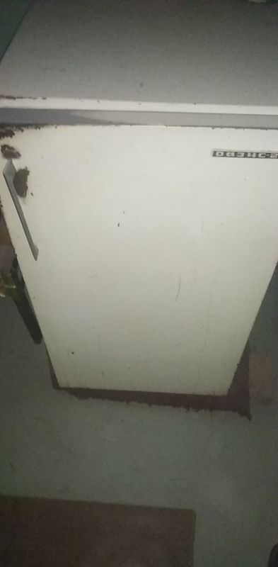 Продам холодильник, срочно. Продам холодильник, срочно.