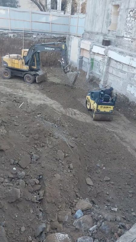 Binolarni buzish, trambovka, kotlovan. Снос зданий, тромбовка, котлова Binolarni buzish, trambovka, kotlovan. Снос зданий, тромбовка, котлова