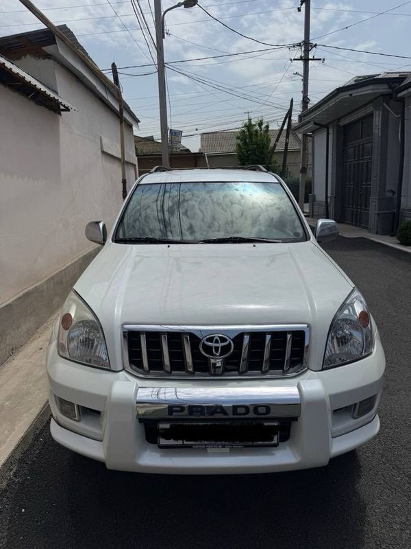 Toyota prada сотилади 2006 йил Toyota prada сотилади 2006 йил
