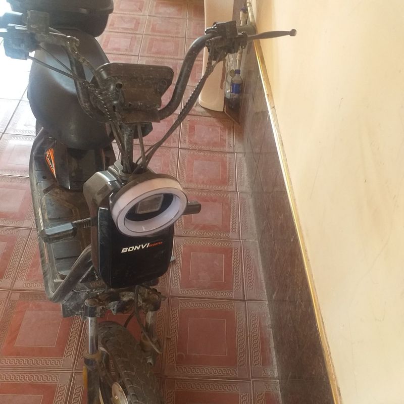 Elektro skuter sotiladi Elektro skuter sotiladi