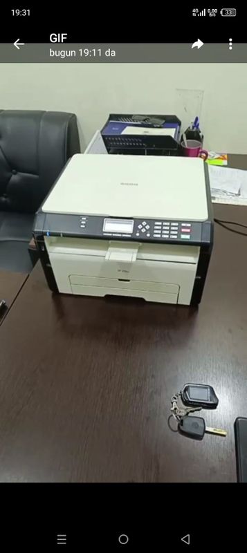 Yangi printer sotiladi