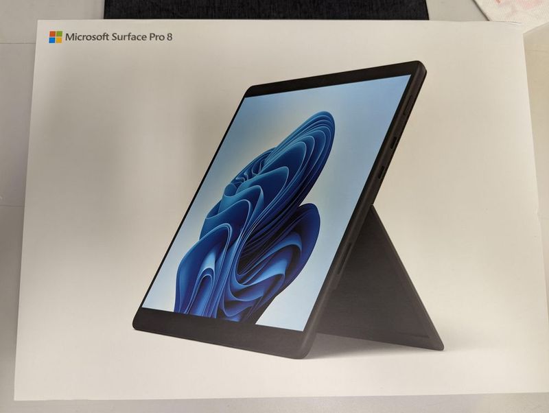 Microsoft Surface Pro 8 i7/16/1TB