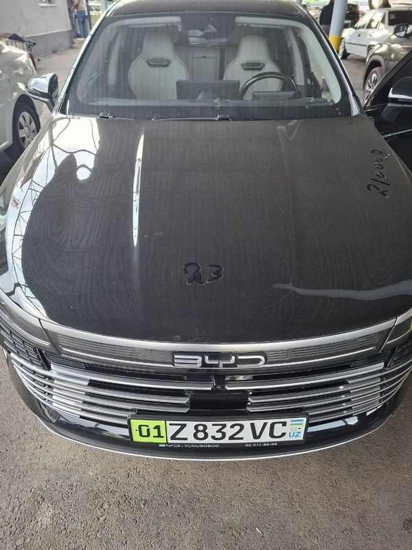 2023 yil. 64.000km prabeg gibrid mator tok benzin .Narxi 20.000$