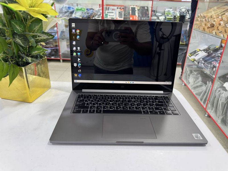 Mi brendiga tegishli metal korpuslik core i7 16/1 TB ssd nvme ideal