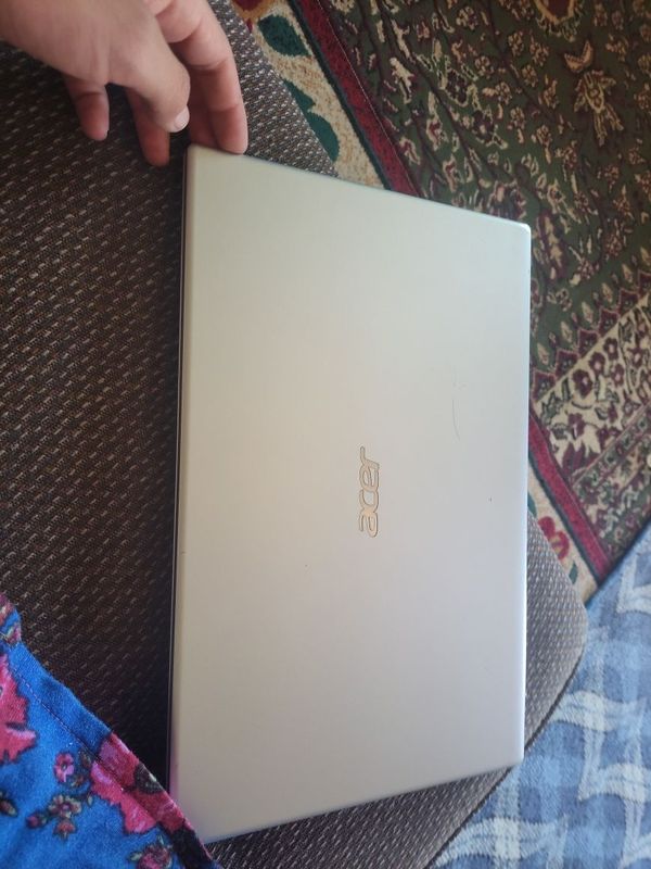 Acer aspire 3 olinganiga Acer aspire 3 olinganiga