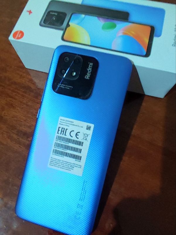 Redmi sotiladi xolat toptozo Redmi sotiladi xolat toptozo