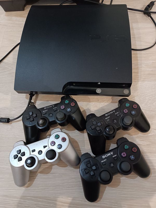 Playstation 3 сотилади Playstation 3 сотилади