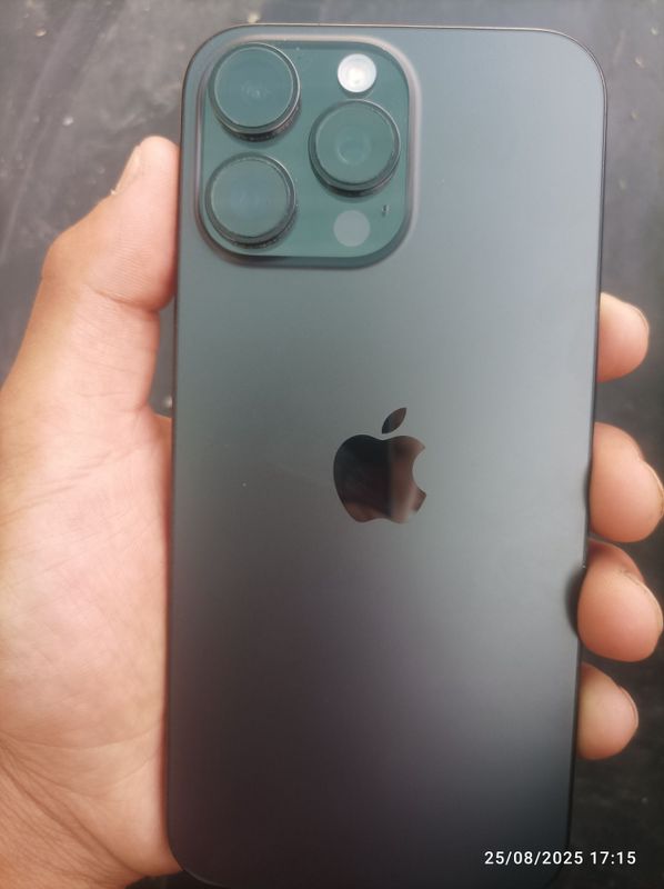 Iphone 16 pro max 100 yonkes yangi aybi yoq bir qoʻl ishlatilgan