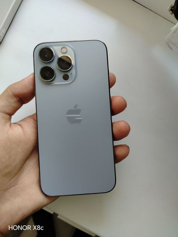 Iphone 13pro blue rangda Iphone 13pro blue rangda