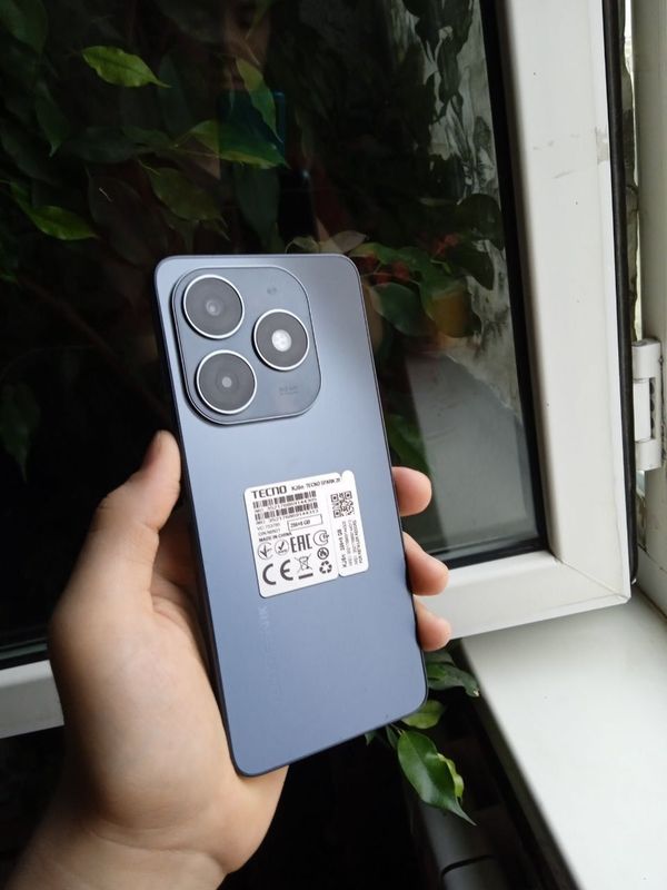 Tecno Spark 20 все работает