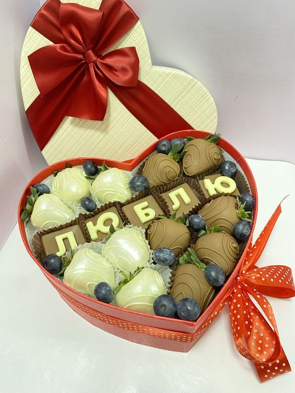Клубника в шоколаде / кулупнойли шоколад Клубника в шоколаде / кулупнойли шоколад