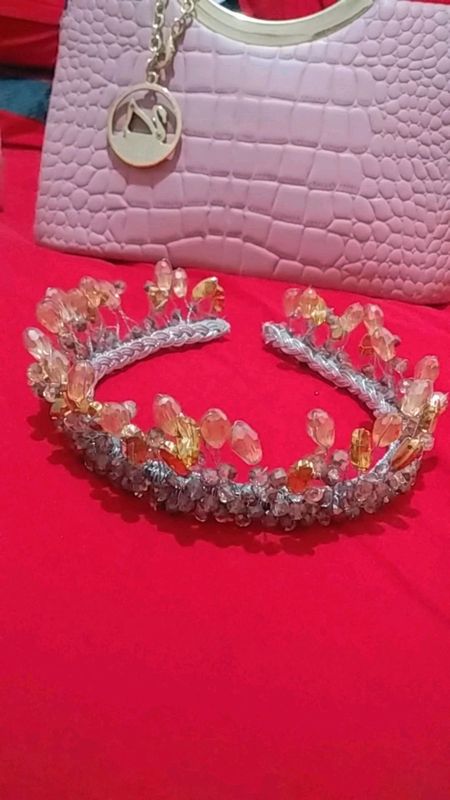 diadema kelinlar uchun