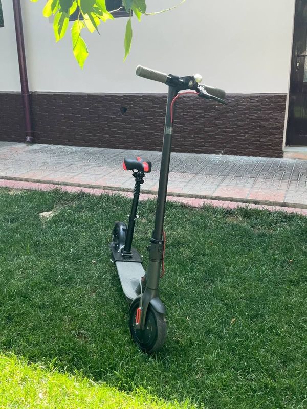 Xiomi electric scooter m365 orginal Xiomi electric scooter m365 orginal