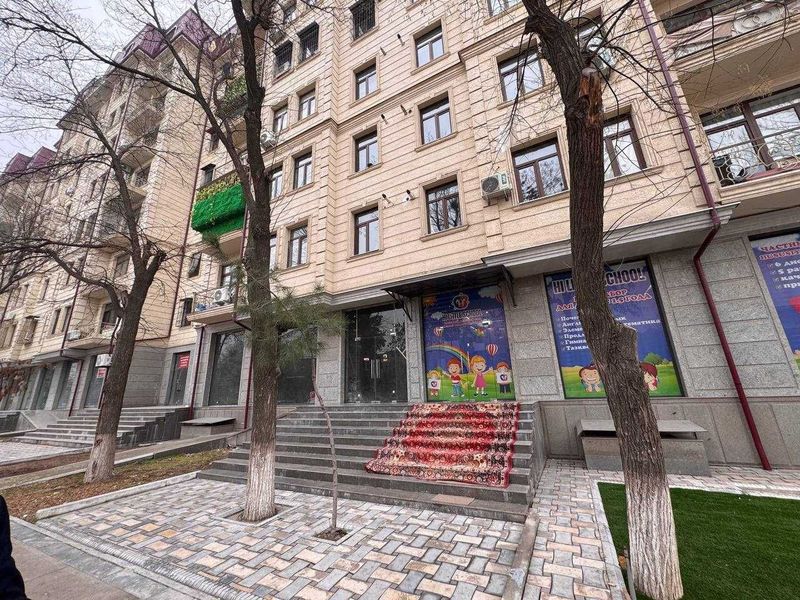 Продаётся нежилое помещение 150 м² около Джами базар Продаётся нежилое помещение 150 м² около Джами базар