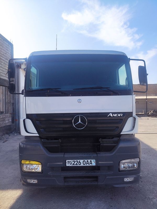 Mercedes AXOR 2006