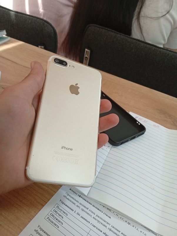 Iphone 7 plus 32 gb 60% radnoy ochilmagan Iphone 7 plus 32 gb 60% radnoy ochilmagan