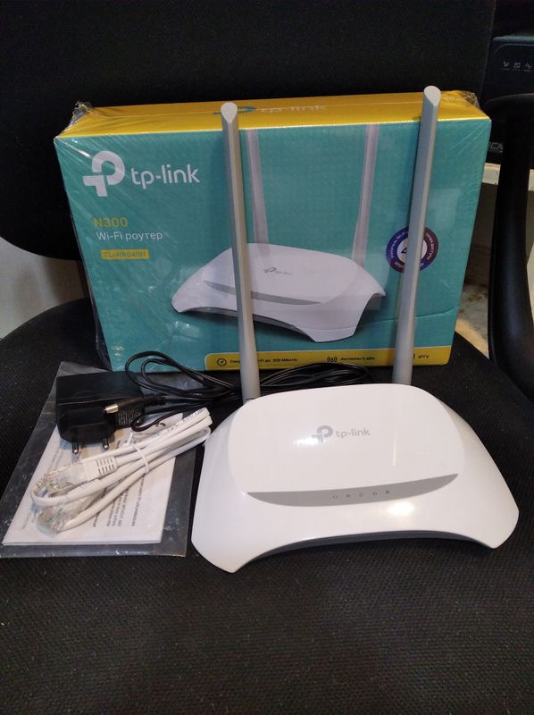 Router TP-Link TL-WR840N 300Mbps. Router TP-Link TL-WR840N 300Mbps.