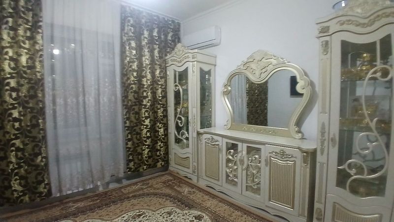Ijaraga 2 qiz kerak Ijaraga 2 qiz kerak