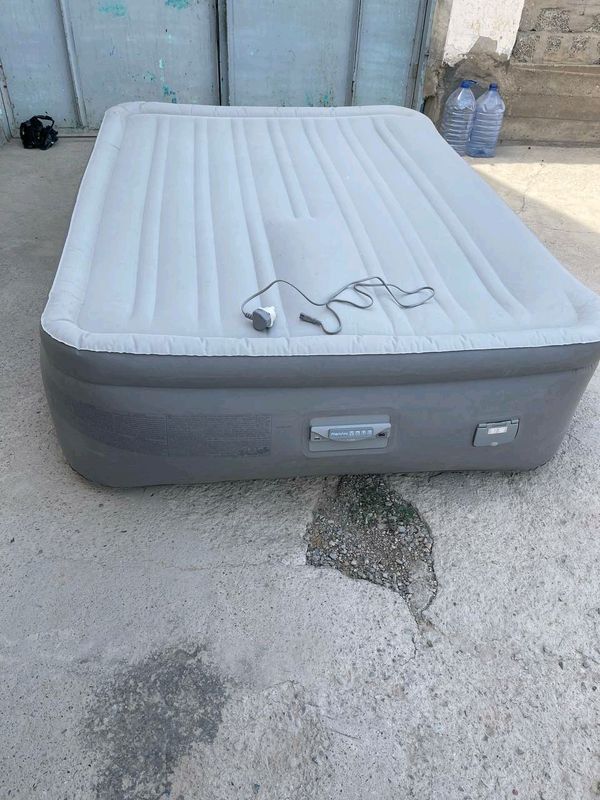 ozi ishadigan matras tokka tiqilsa ozi ishadi. ozi ishadigan matras tokka tiqilsa ozi ishadi.