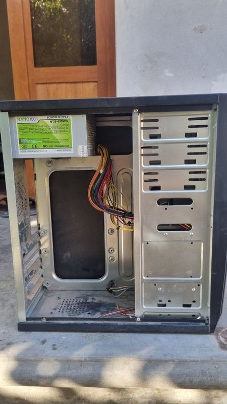 Kompyuter case oddiy Kompyuter case oddiy