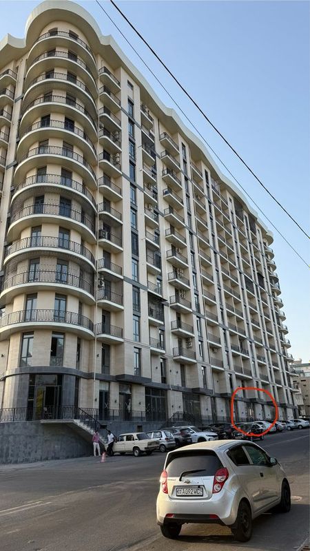 Продается коммерческое помещение у метро Буюк ипак йули Продается коммерческое помещение у метро Буюк ипак йули