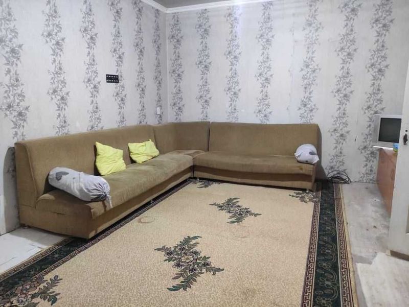 Ховли ижарага берилади 2 хонали рисовый бозор атрофида Ховли ижарага берилади 2 хонали рисовый бозор атрофида