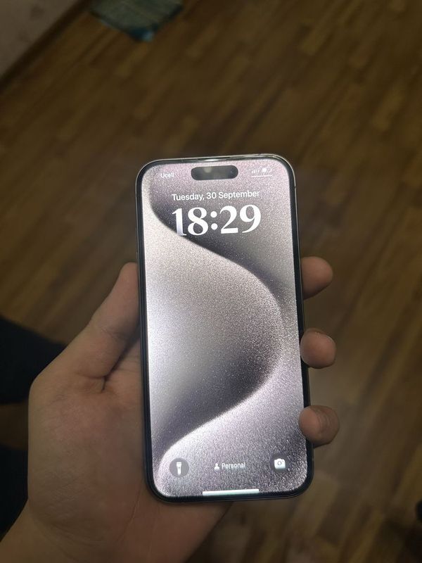 Iphone 15 pro srochna sotiladi